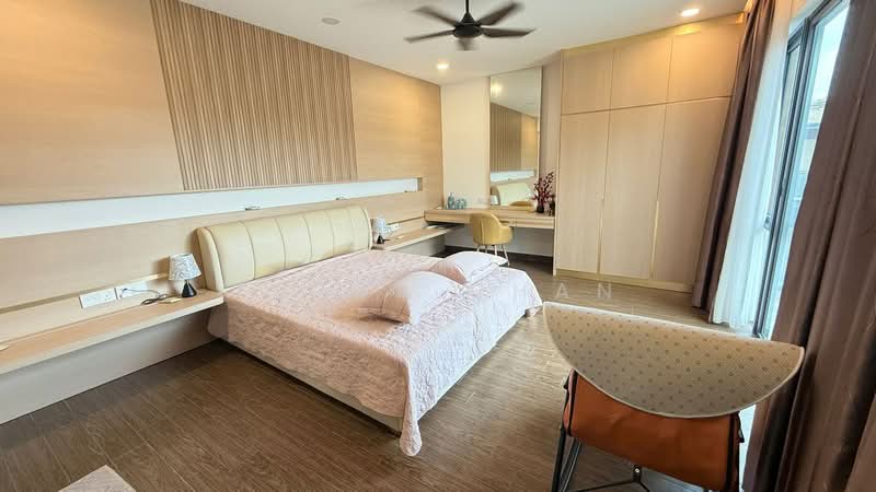 Cluster House for Rent in Forest City (Gelang Patah) - Elroy Chan - Bedroom - PropertyGuru.com.my