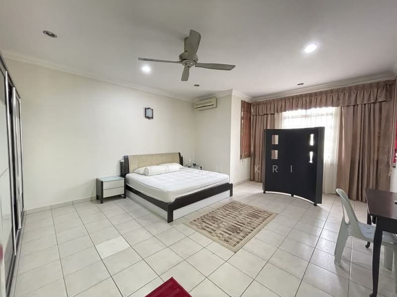Rumah Teres 2 Tingkat untuk Dijual di Bukit Jelutong (Shah Alam) - Nadia Shukri - Bedroom - PropertyGuru.com.my