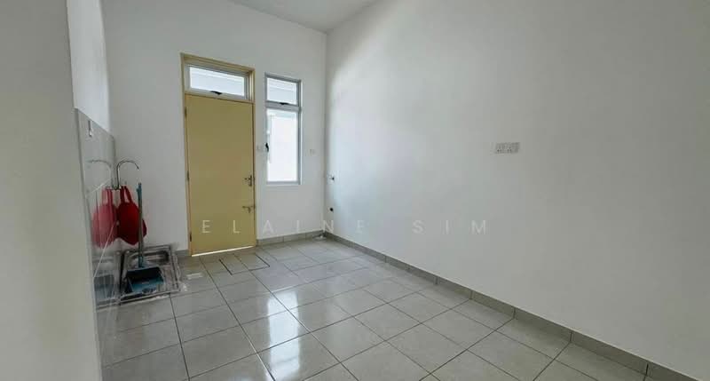 1-storey Terraced House for Sale in Bandar Putra (Kulai) - Elaine Sim - Interior - PropertyGuru.com.my