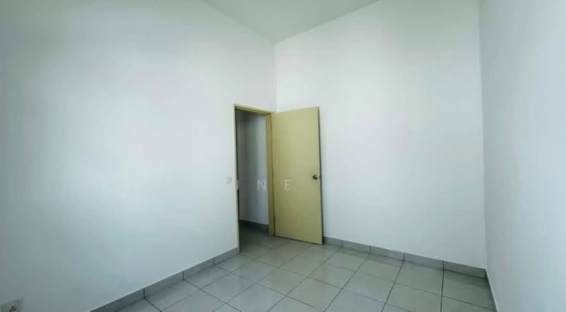 1-storey Terraced House for Sale in Bandar Putra (Kulai) - Elaine Sim - Interior - PropertyGuru.com.my