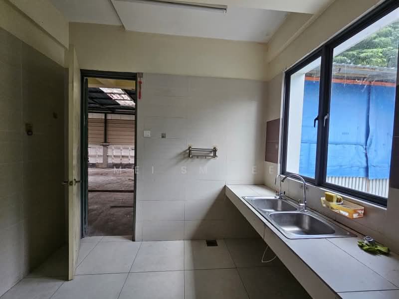 Semi-Detached House for Sale in Mahkota Hills (Cheras) - Mei SM Lee - Taman Mahkota Hill, BMC Kitchen - PropertyGuru.com.my