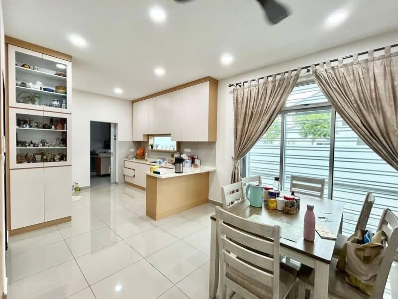 Rumah Teres 2-Tingkat untuk Dijual di Skudai (Johor) - Phoebe Foo - Kitchen - PropertyGuru.com.my