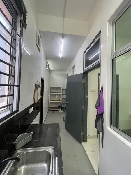 Rumah Teres 2 Tingkat untuk Disewa di Masai (Johor) - Henry Lee - Kitchen - PropertyGuru.com.my