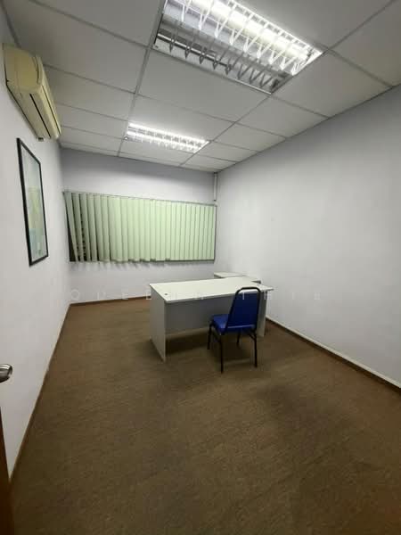 Shop / Office for Rent in Taman Johor Jaya (Johor Bahru) - Queena Thye - Interior - PropertyGuru.com.my