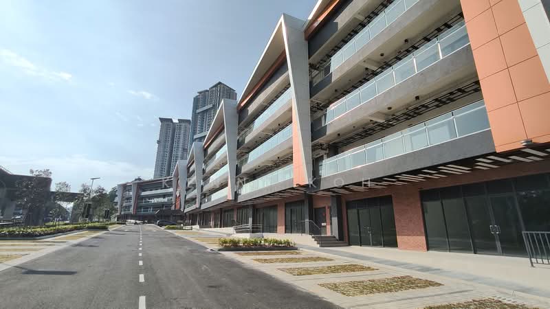 Shop for Sale in BANDAR PUCHONG JAYA (Puchong) - Kenny Koh - Exterior - PropertyGuru.com.my