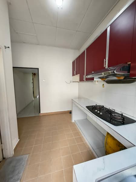 Rumah Teres 1.5 Tingkat untuk Disewa di Johor Bahru (Johor) - Roy Yap - Kitchen - PropertyGuru.com.my