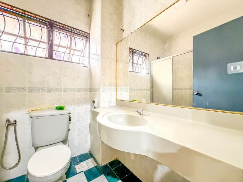 Rumah Berkembar untuk Dijual di Bukit Rahman Putra (Sungai Buloh) - Mohd Nazri Roslan - PropertyGuru.com.my