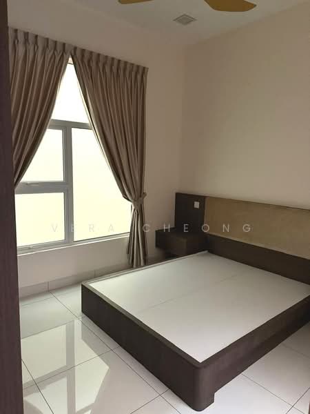 Rumah Teres 2 Tingkat untuk Disewa di Taman Mount Austin (Tebrau) - Vera Cheong - Bedroom - PropertyGuru.com.my