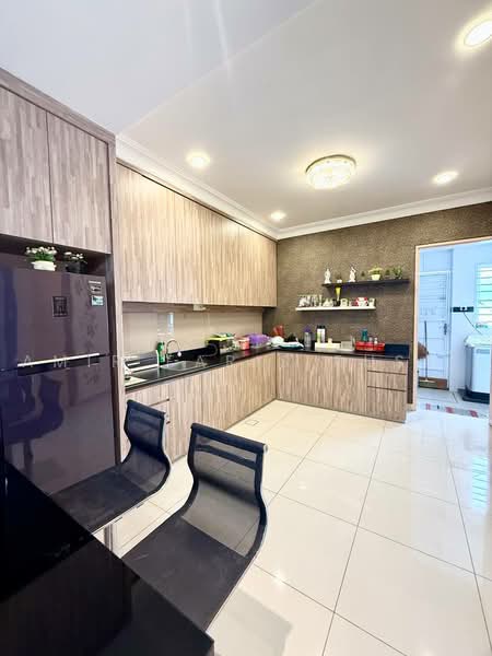 Rumah Teres untuk Dijual di Johor Bahru (Johor) - Amir Faris Rusli - Kitchen - PropertyGuru.com.my