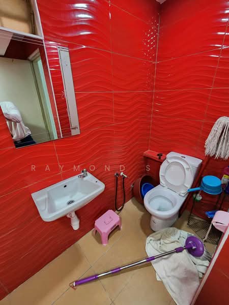 Flat for Sale at PPR Kampung Baru Air Panas - Raymond Siew - Bathroom - PropertyGuru.com.my