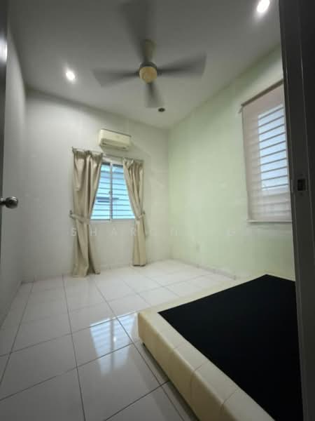 Rumah Teres 2 Tingkat untuk Dijual di Taman Setia Indah (Tebrau) - Sharon Ng - Bedroom - PropertyGuru.com.my