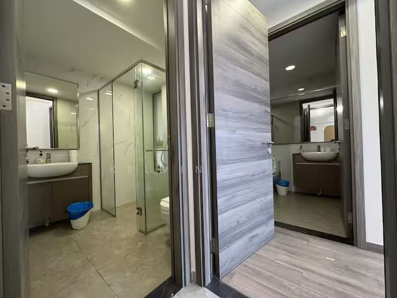 Kondominium untuk Dijual di Isola - Kelvin Low - Bathroom - PropertyGuru.com.my