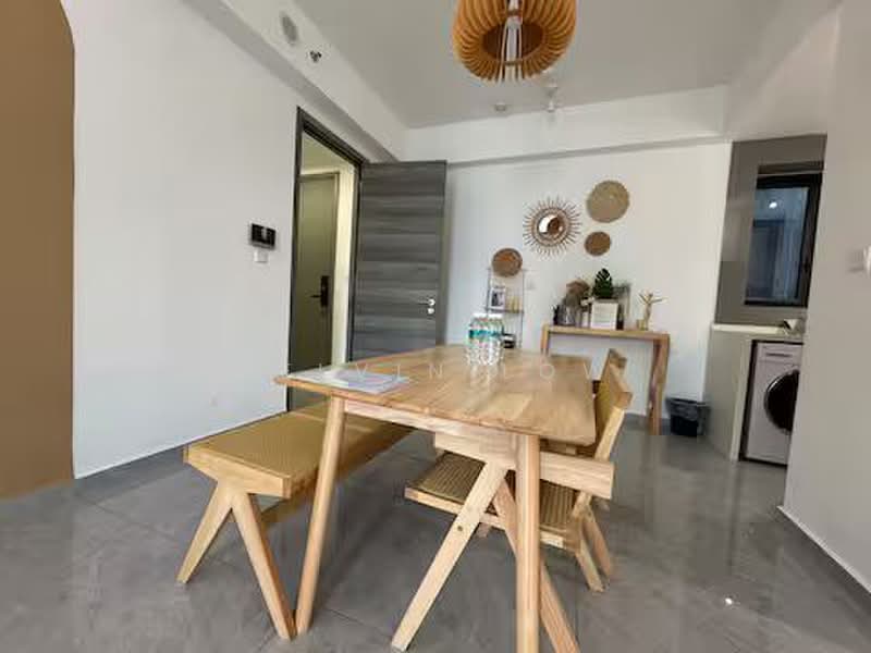 Kondominium untuk Dijual di Isola - Kelvin Low - Dining Room - PropertyGuru.com.my