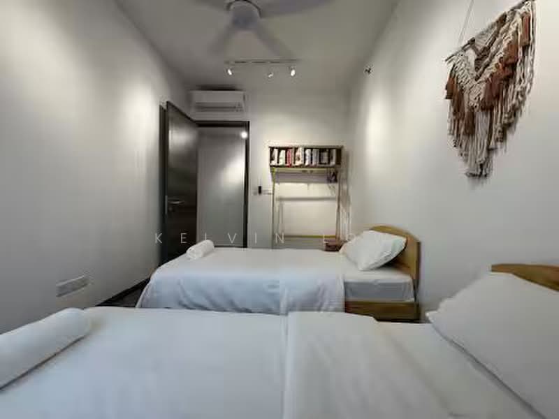 Kondominium untuk Dijual di Isola - Kelvin Low - Bedroom - PropertyGuru.com.my