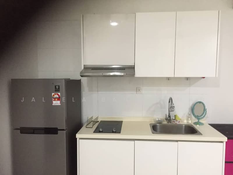 Servis Apartment untuk Disewa di H2O Residences - Jaleela Banu Ahmad - Kitchen - PropertyGuru.com.my