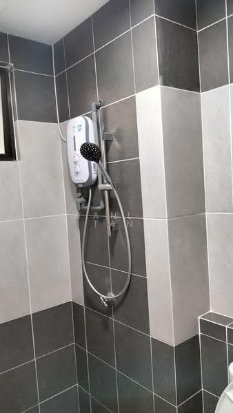 Kediaman Servis untuk Disewa di V-Residensi 5 - Stanley Tan - Bathroom - PropertyGuru.com.my