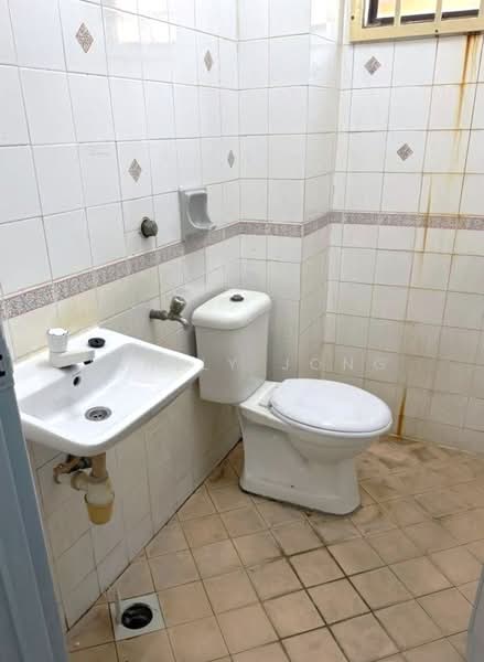 2-storey Terraced House for Sale in Taman Tan Sri Yaacob (Johor Bahru) - Janlly Jong - Bathroom - PropertyGuru.com.my