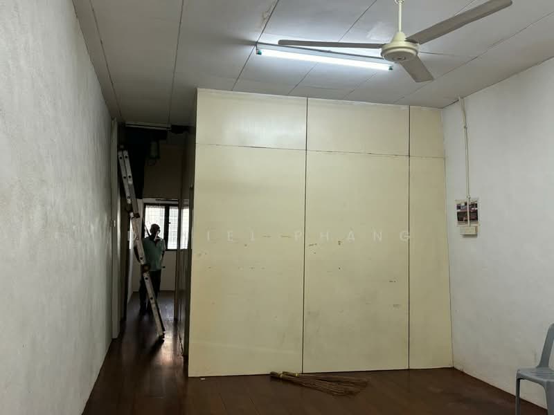 Shop for Rent in George Town (Penang) - Daniel Phang - Interior - PropertyGuru.com.my