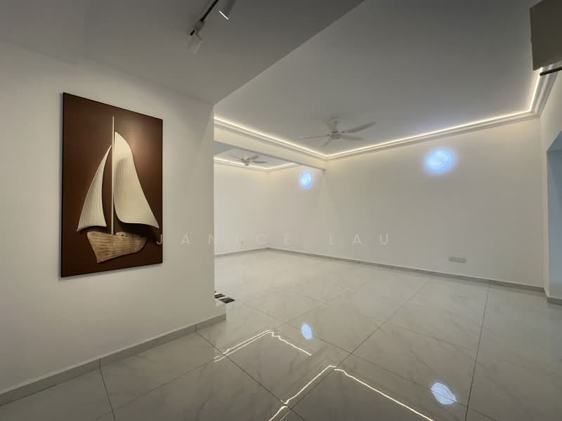 Rumah Teres 2 Tingkat untuk Dijual di Bandar Mahkota Cheras (Cheras) - Janice Lau - Living Room - PropertyGuru.com.my