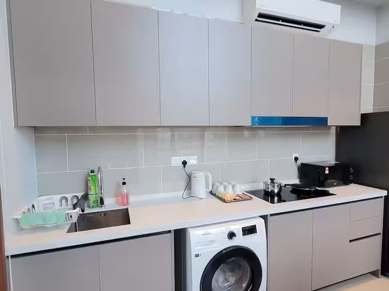 Servis Apartment untuk Dijual di Isola - Kelvin Low - Kitchen - PropertyGuru.com.my