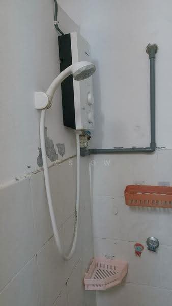 Apartment for Rent at Laman Damai (Li Garden) - CS OW - Bathroom - PropertyGuru.com.my