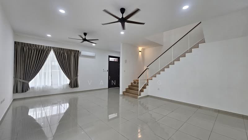 Semi-Detached House for Rent in Taman Gaya (Ulu Tiram) - Ivan Ong - Living Room - PropertyGuru.com.my