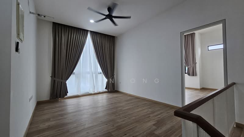 Semi-Detached House for Rent in Taman Gaya (Ulu Tiram) - Ivan Ong - Family Area (2nd Floor) - PropertyGuru.com.my