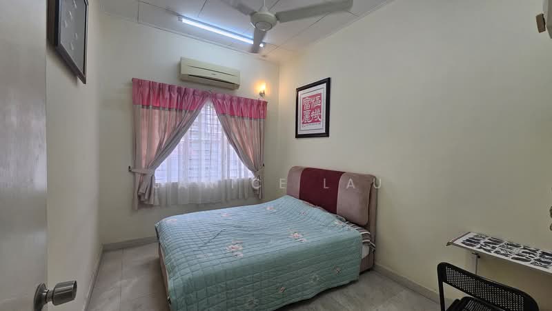 Rumah Teres 2 Tingkat untuk Dijual di Alam Damai (Cheras) - Janice Lau - Bedroom - PropertyGuru.com.my