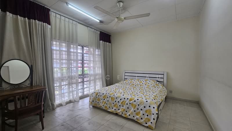 Rumah Teres 2 Tingkat untuk Dijual di Alam Damai (Cheras) - Janice Lau - Bedroom - PropertyGuru.com.my