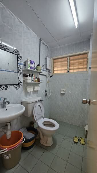 Rumah Teres 2 Tingkat untuk Dijual di Alam Damai (Cheras) - Janice Lau - Bathroom - PropertyGuru.com.my