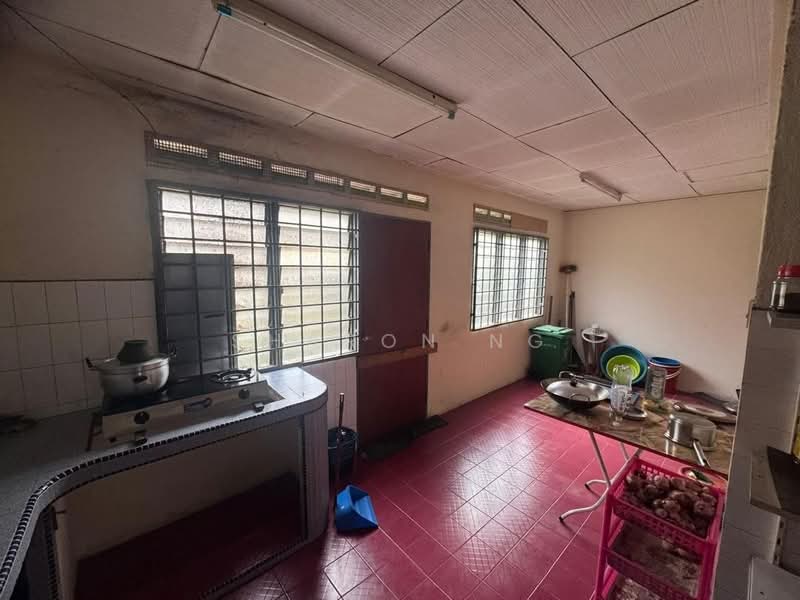 Rumah Teres 2-Tingkat untuk Dijual di Skudai (Johor) - Sharon Ng - Kitchen - PropertyGuru.com.my