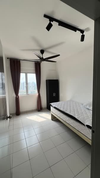 Pangsapuri untuk Disewa di Lily Apartment @ Kuchai Lama - Zainul Rashid - Bedroom - PropertyGuru.com.my