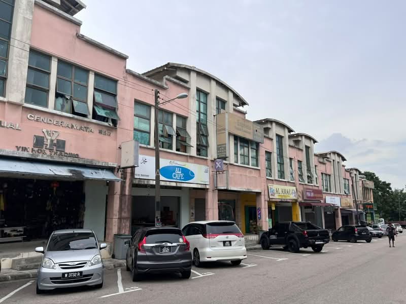 Shop / Office for Sale in Taman Desa Cemerlang (Ulu Tiram) - Vera Cheong - Exterior - PropertyGuru.com.my