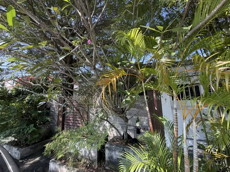Rumah Teres 2.5 Tingkat untuk Dijual di Taman Lucky (Bangsar) - Robin Tchong - Exterior - PropertyGuru.com.my