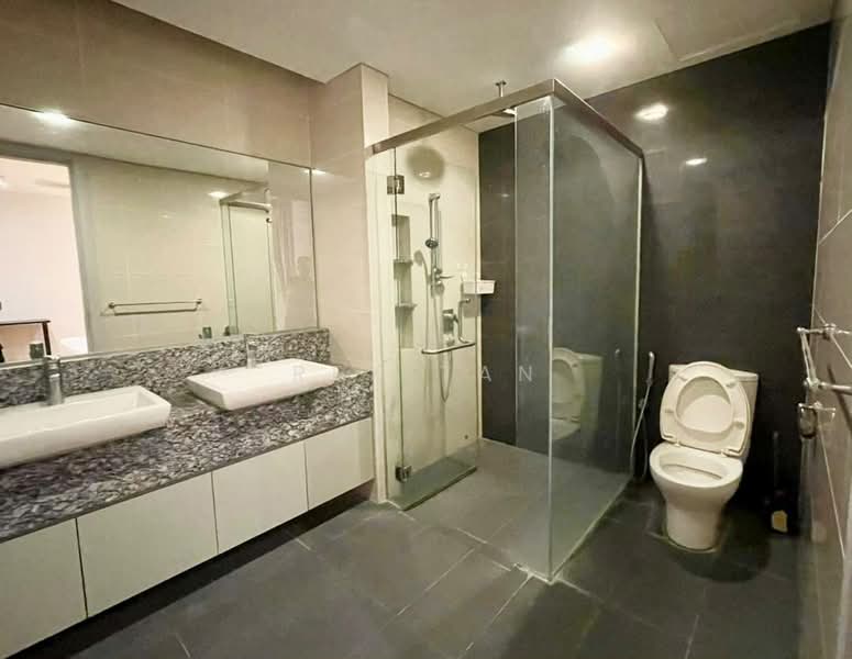 Kondominium untuk Dijual di The Westside One - Rex Tan - Bathroom - PropertyGuru.com.my
