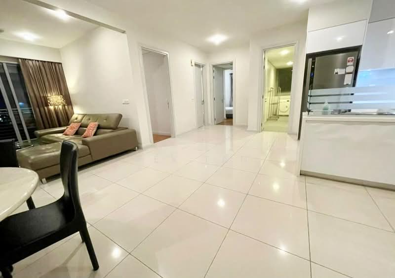 Kondominium untuk Dijual di The Westside One - Rex Tan - Living Room - PropertyGuru.com.my