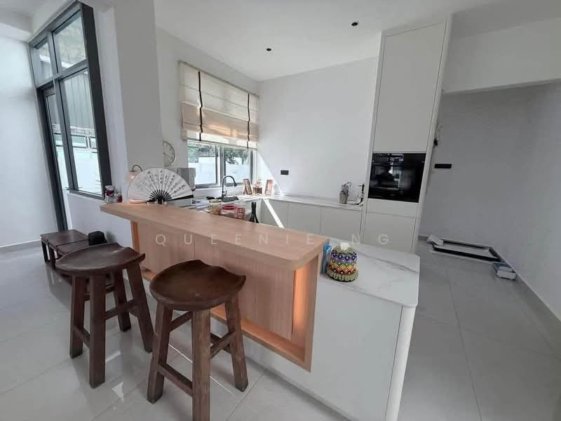 Rumah Berkembar untuk Dijual di Johor Bahru (Johor) - Queenie Ng - Kitchen - PropertyGuru.com.my