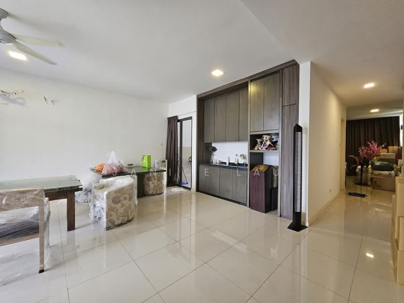 Rumah Teres 3 Tingkat untuk Dijual di Lake Fields (Sungai Besi) - Janice Lau - Living Room - PropertyGuru.com.my