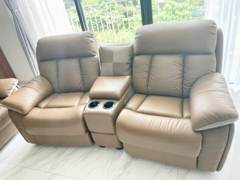 Kondominium untuk Disewa di South Brooks - Rex Tan - Living Room - PropertyGuru.com.my