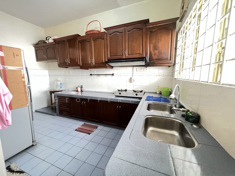 Rumah Teres 2 Tingkat untuk Disewa di Taman Saujana Indah (Bukit Katil) - Geoffery Wee - Kitchen - PropertyGuru.com.my