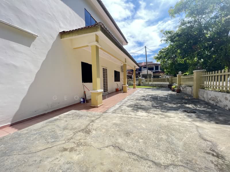 Rumah Teres 2 Tingkat untuk Disewa di Taman Saujana Indah (Bukit Katil) - Geoffery Wee - Exterior - PropertyGuru.com.my