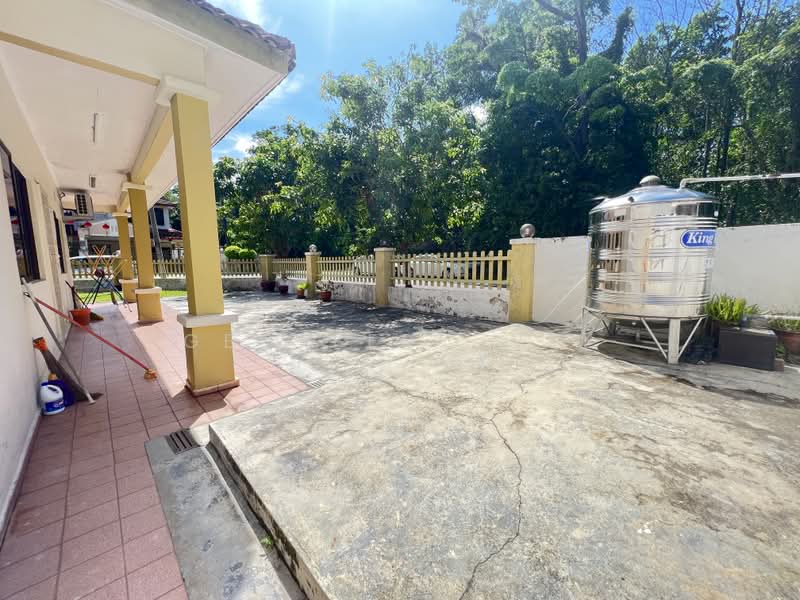 Rumah Teres 2 Tingkat untuk Disewa di Taman Saujana Indah (Bukit Katil) - Geoffery Wee - Exterior - PropertyGuru.com.my