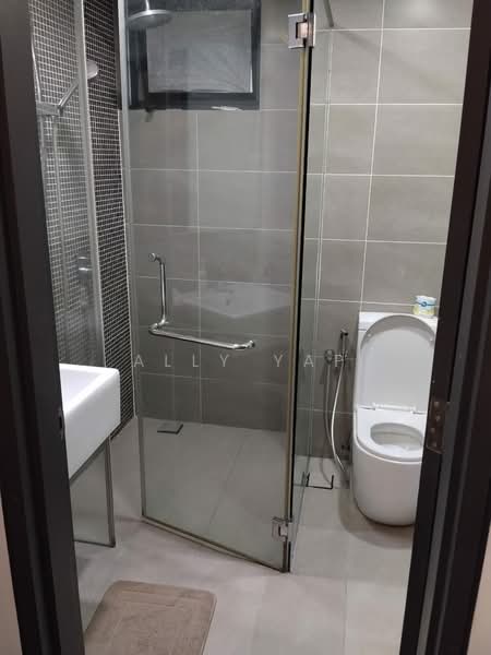 Apartment for Rent at V Residence Suites @ Sunway Velocity - Ally Yap - Bathroom - PropertyGuru.com.my