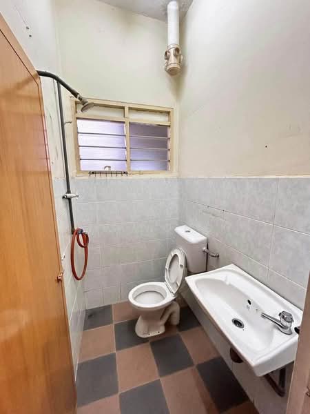 Rumah Teres 2 Tingkat untuk Disewa di Taman Kledang Suria (Menglembu) - Ms Yong - PropertyGuru.com.my