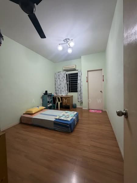 Rumah Teres 3 Tingkat untuk Dijual di Lake Fields (Sungai Besi) - Alvin Sow - Bedroom - PropertyGuru.com.my