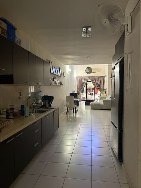 Rumah Teres 3 Tingkat untuk Dijual di Lake Fields (Sungai Besi) - Alvin Sow - Kitchen - PropertyGuru.com.my