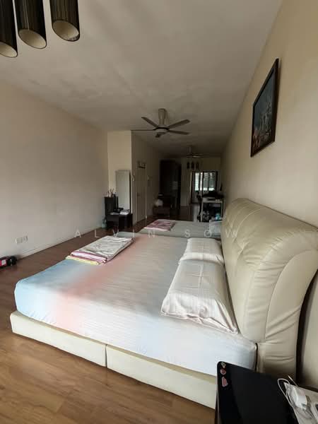 Rumah Teres 3 Tingkat untuk Dijual di Lake Fields (Sungai Besi) - Alvin Sow - Bedroom - PropertyGuru.com.my