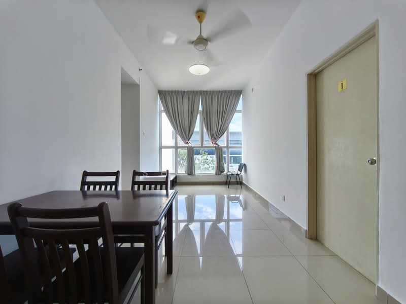 Condominium for Sale at Mutiara Ville - Shin Ni - Dining Room - PropertyGuru.com.my