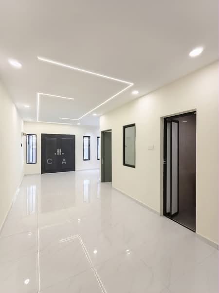 Rumah Teres 1 Tingkat untuk Dijual di Senai (Kulai) - Calvin Lee - Entrance - PropertyGuru.com.my