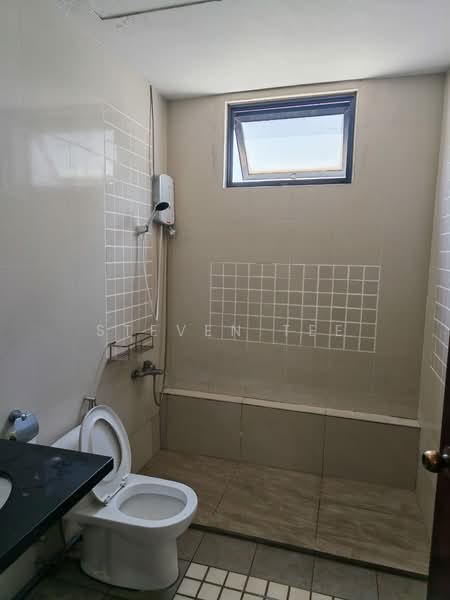 Servis Apartment untuk Disewa di The Heritage Residence - Steven Tee - Bathroom - PropertyGuru.com.my